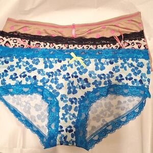 Set Of 3❗️Women's Hipster Panties 2XL‎